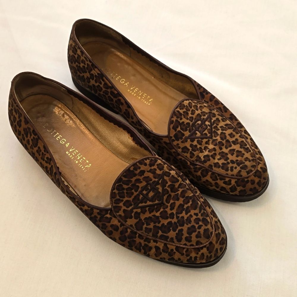 - Bottega Veneta‎ animal print Loafers 7.5(not visible)